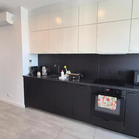 Towarowa 39 Tokio Apartment, Free Parking, Air-conditioning, Self Check-in 24h *
